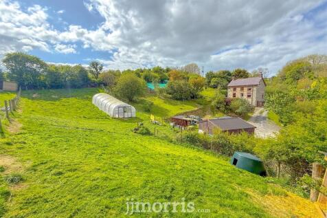 Rhydlewis 4 bed property with land for sale