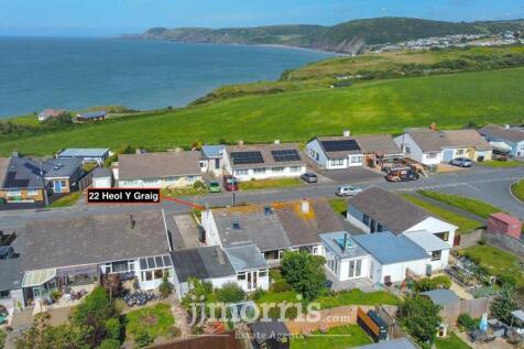 Heol Y Graig, Aberporth, Cardigan 4 bed semi