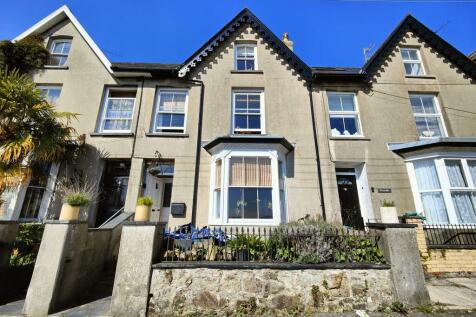 2 Goedwig Villas, Mains Street, Goodwick 3 bed terraced house for sale