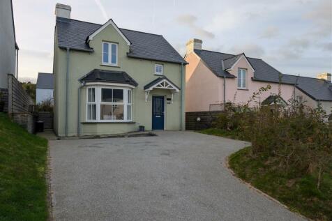 2 bedroom detached house for sale