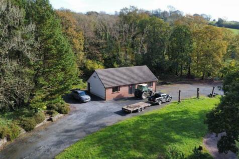 Salem Road, St. Clears, Carmarthen 3 bed property with land for sale