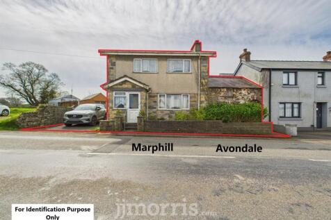 2 bedroom semi-detached house for sale