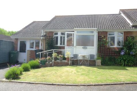 2 bedroom semi-detached bungalow for sale