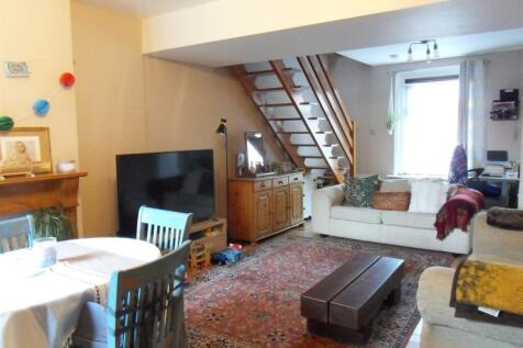 Robin Hood Street, Newport PO30 2 bed end of terrace house for sale