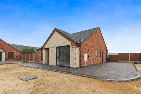 3 bedroom detached bungalow for sale