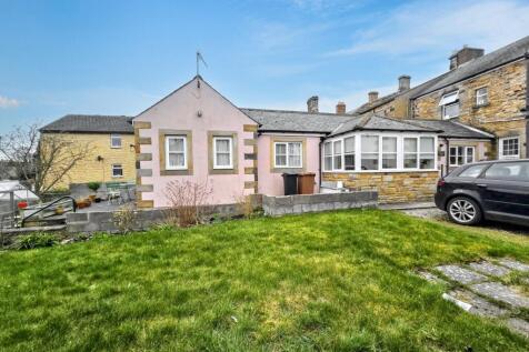 2 bedroom semi-detached bungalow for sale