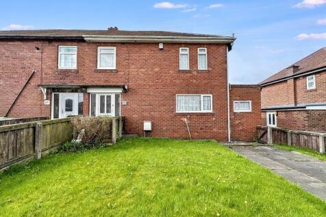 3 bedroom semi-detached house for sale