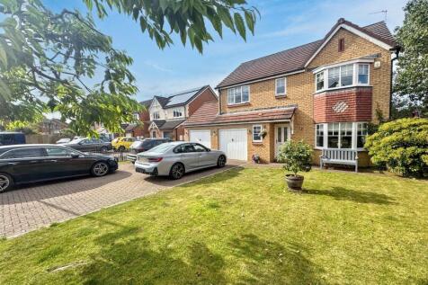 4 bedroom detached house for sale