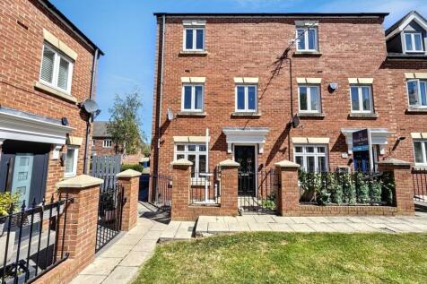 3 bedroom end of terrace house for sale