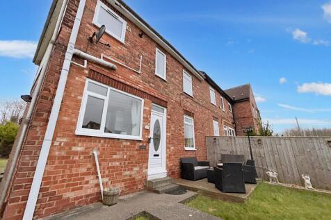 Cowen Gardens, Low Fell, Gateshead... 3 bed end of terrace house for sale