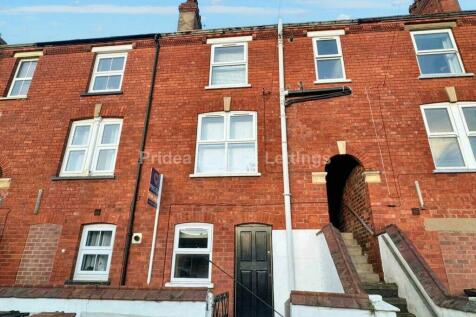 4 bedroom terraced house for sale