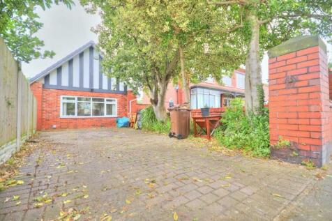 2 bedroom detached house for sale