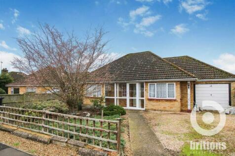 Orchard Grove, West Winch, King's Lynn 3 bed detached bungalow for sale