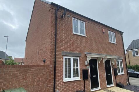 Lily Lane, Newark, Nottinghamshire... 2 bed semi