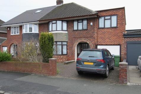 Wango Lane, Aintree Village... 4 bed semi