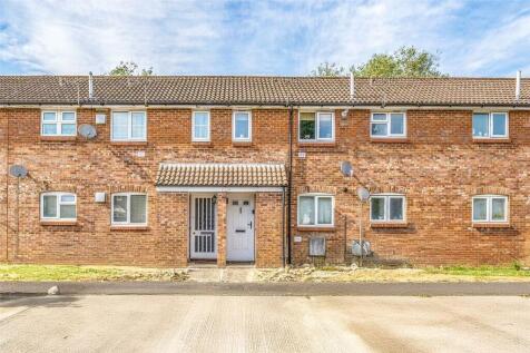 Windflower Road, Swindon, Wiltshire... 1 bed maisonette for sale