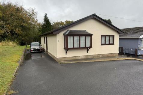 Penygroes Road, Ammanford SA18 2 bed detached bungalow for sale