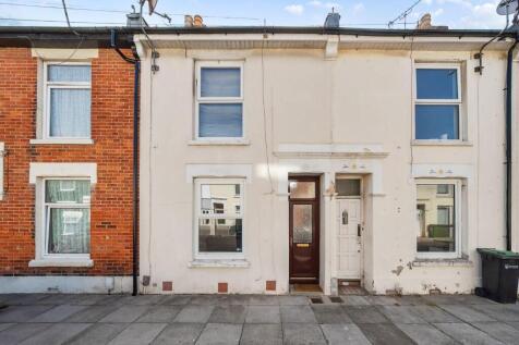 Station Road, Portsmouth, Hampshire... 2 bed terraced house for sale
