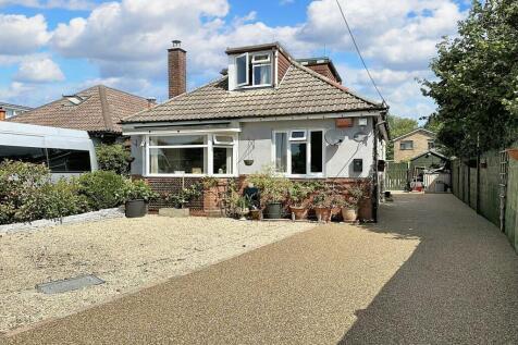 Ashdown Road, Fawley, Southampton... 3 bed bungalow for sale