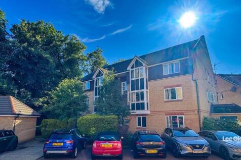 Faraday Road, Guildford, Surrey, GU1 1EB 2 bed apartment for sale