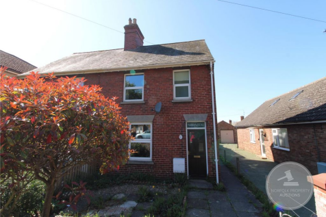 Hunstanton Road, Dersingham, King's... 3 bed semi