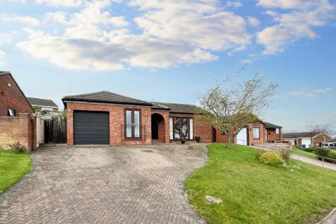 Elsdon Close, Oakerside, Peterlee... 2 bed bungalow for sale