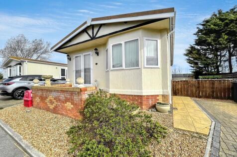 2 bedroom park home for sale
