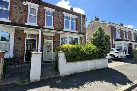 Linden Avenue, Hartburn, Stockton... 4 bed semi