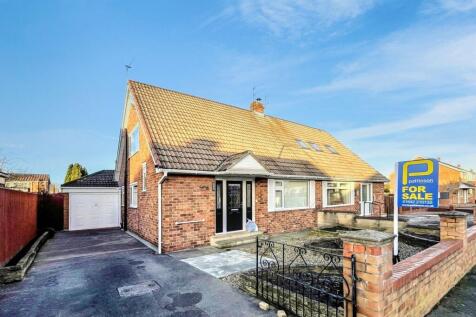 3 bedroom semi-detached bungalow for sale