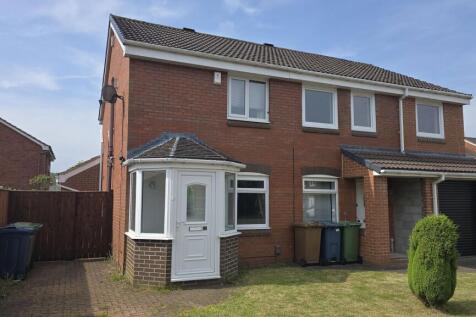 Piccadilly, Gilly Law, Sunderland... 2 bed terraced house for sale