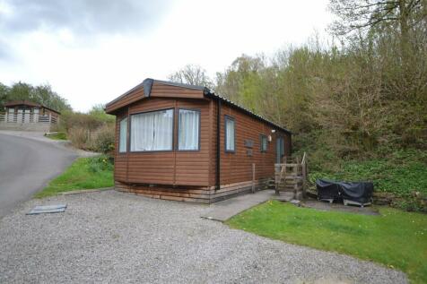 2 bedroom lodge for sale