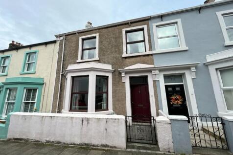 Elizabeth Street, Workington CA14 4 bed terraced house for sale