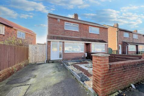 Meadway, Forest Hall, Newcastle upon... 2 bed semi