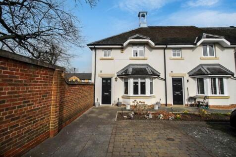 Lanesborough Court, Gosforth... 3 bed terraced house for sale