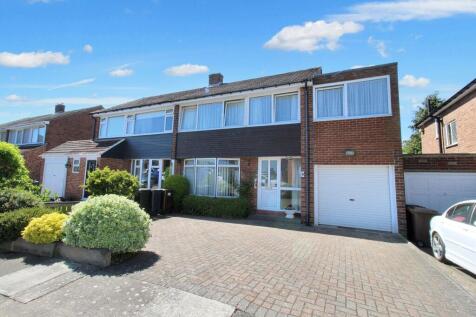 4 bedroom semi-detached house for sale