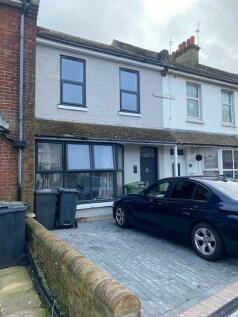 7 bedroom terraced house for sale