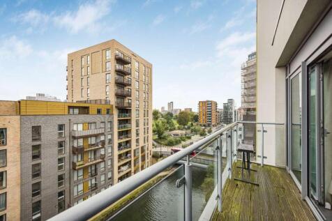 Werner Court, Limehouse Cut, London 2 bed flat for sale