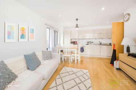 Werner Court, Limehouse Cut, London 2 bed flat for sale