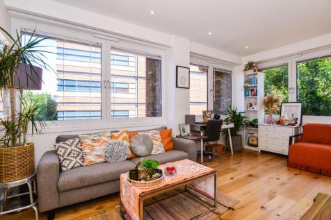 68 Molesworth Street, Lewisham, London 1 bed flat for sale