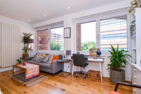 68 Molesworth Street, Lewisham, London 1 bed flat for sale