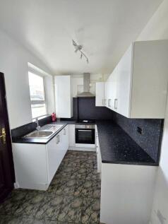 New Wellington Street, Mill Hill... 2 bed terraced house for sale
