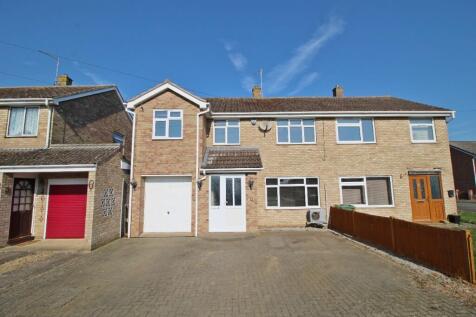 Lime Close, Langtoft, Peterborough... 5 bed semi