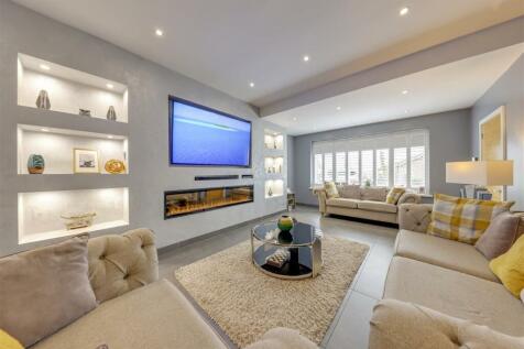 Mount Pleasant, Middleton, Manchester 4 bed detached house for sale