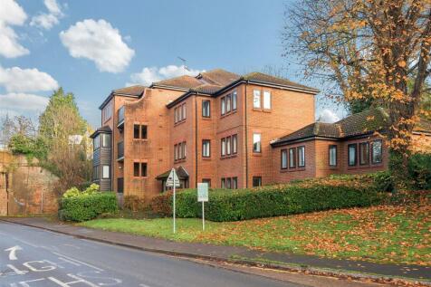 Station Approach, East Horsley, Surrey 1 bed apartment for sale