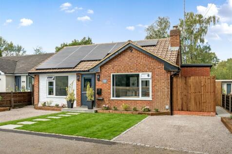 Forest Lane, Effingham Junction... 4 bed house for sale