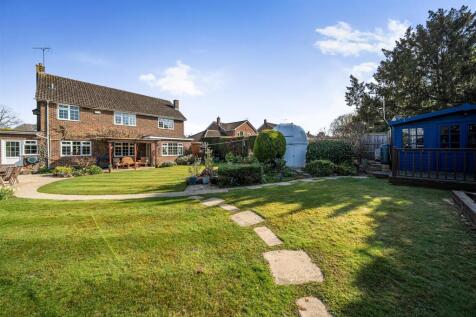 Hooke Road, East Horsley 5 bed detached house for sale