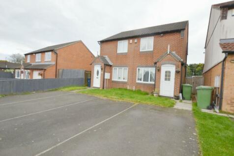 2 bedroom semi-detached house for sale