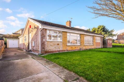 Danebury Road, Brighouse 3 bed property for sale