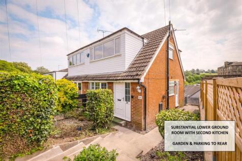 4 bedroom semi-detached house for sale