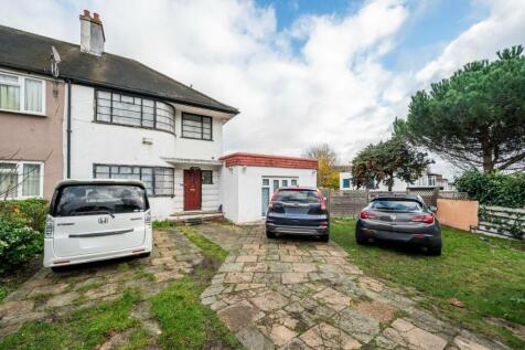 4 bedroom semi-detached house for sale